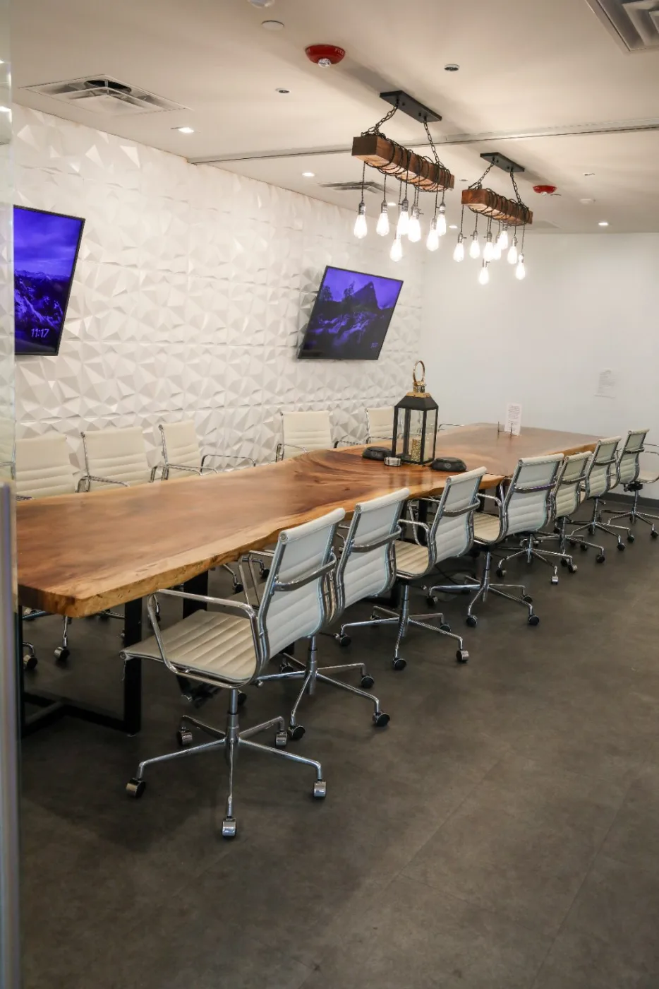 Meeting room seating and screens